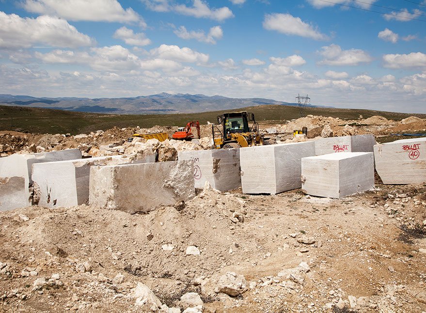 noche travertine, noche travertine cross cut, noche travertine fossil, red travertine, silver travertine, light travertine, afyon grey 